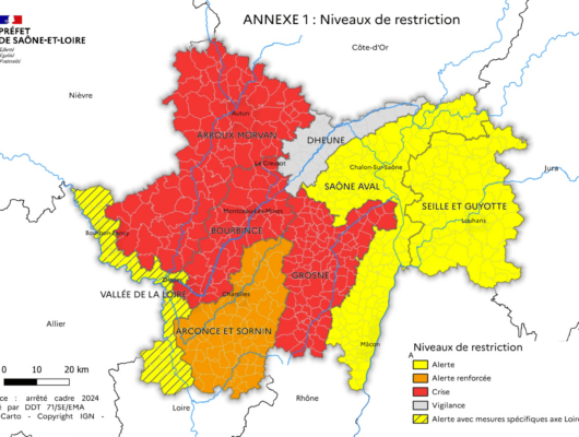 Carte des bassins hydrographiques et des niveaux de restriction au 14 aout 2025